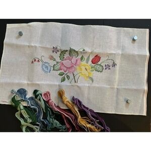 BETTY SMITH'S TRADITIONS- Handpainted Needlepoint Canvas Floral W/ Yarn XL